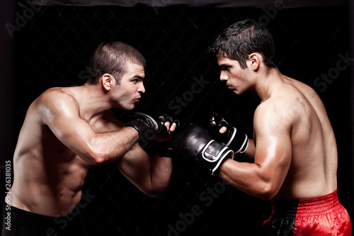 Foto-Kissen - Mixed martial artists before a fight (von Nicholas Piccillo)