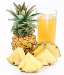 Canvas Print - Pineapple juice and fruit.