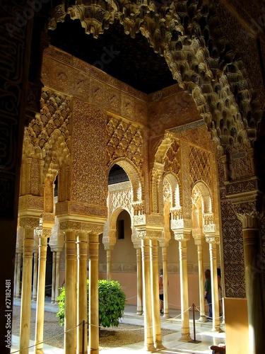 Board z aluminiowym obramowaniem Alhambra