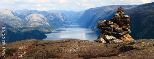 Obraz na płótnie canvas dwuczęściowy "dyptyk" Preikestolen, Norwegia