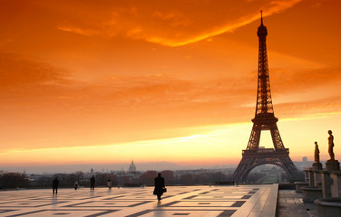 paris s'éveille