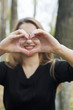 © donbasilo - Girl making a heart shape