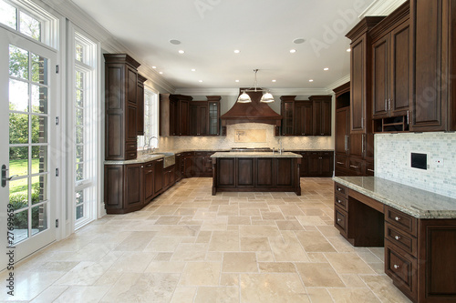 Cuadros en Lienzo Large kitchen in new construction home