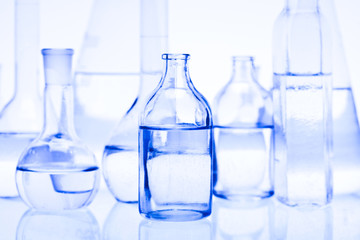 Laboratory glassware