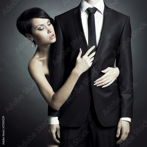 Plakat na papierze fotorealistycznym Młoda elegancka para