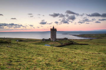 Wall Mural - Doonagore castle at sunset - HDR