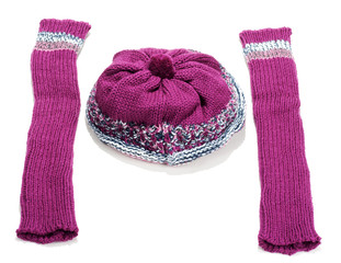 Wall Mural - Violet knitted winter hat and sleeve covers