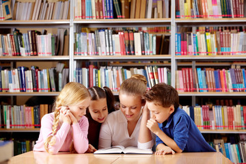 Poster - Reading together