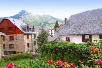 Sticker - Sallent de Gallego Pyrenees stone village Huesca