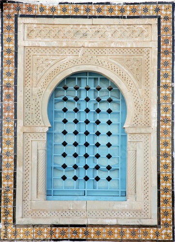 Fotografia, Obraz Traditional window from Kairouan, Tunisia