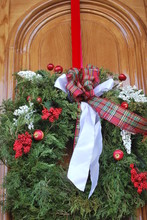 Hanging Christmas Door Wreath
