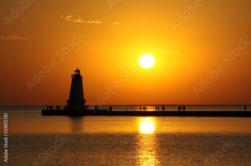 Plakat na papierze fotorealistycznym Światło falochronu ludington