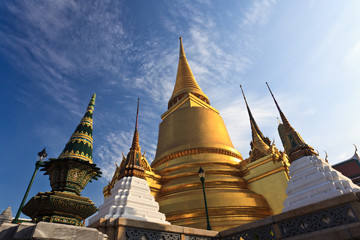 Wall Mural - grand palace golden pagoda