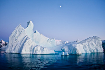 Wall Mural - antarctic iceberg