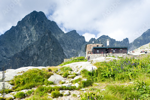 Board z aluminiowym obramowaniem Teryho domek i mała zimna dolina, wysokie Tatry, Słowacja