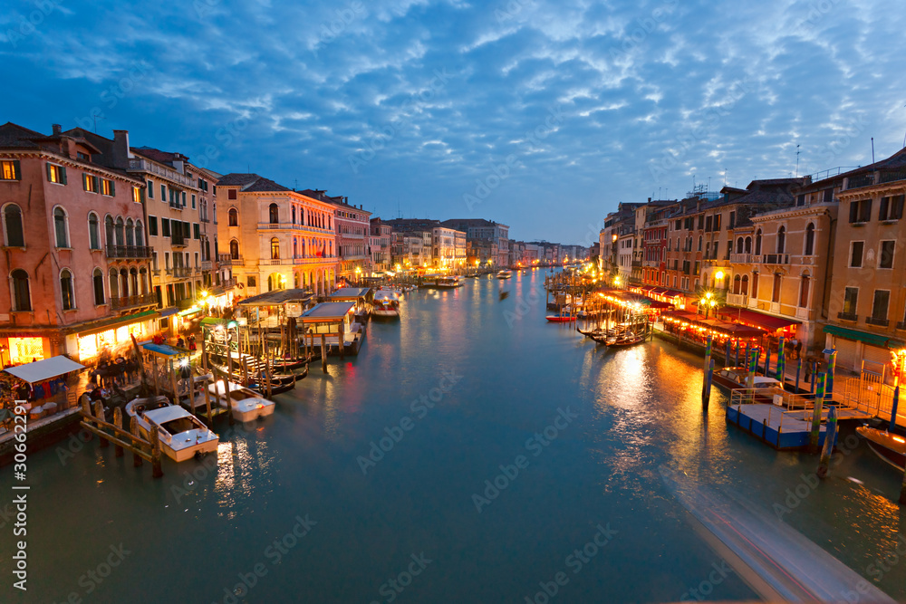 Venice, View from Rialto Bridge. - obrazy, fototapety, plakaty 