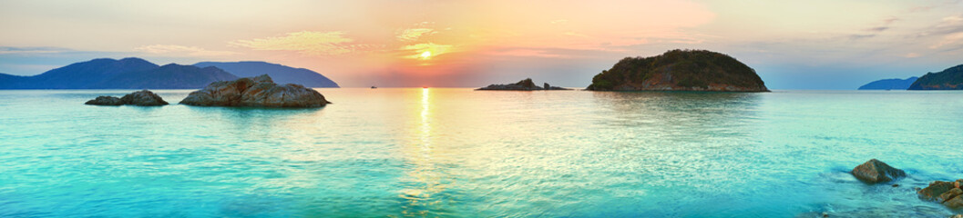 Wall Mural - sunrise