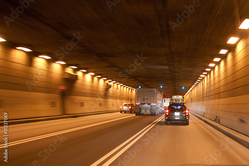 Obraz na płótnie canvas Tunel