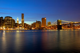 Fototapeta Most - Sunset view of Brooklyn Bridge and Manhattan, New York