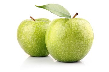 Wall Mural - Ripe green apple fruits with leaf isolated