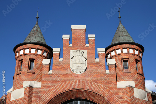 Board z aluminiowym obramowaniem Bydgoszcz, polska - stara hala targowa