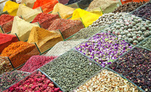 Istanbul Egyptian Spice Market 01