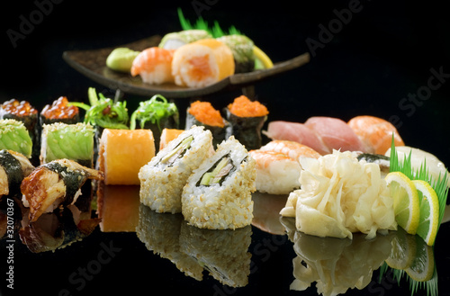 Tapeta ścienna Sushi na czarno