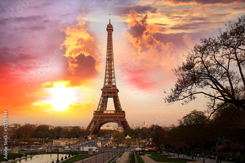 Fotoboard na płycie Wieża eifla z parkiem w Paris, Francja