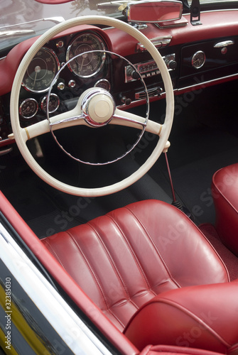 Naklejka - mata magnetyczna na lodówkę Interior of an old cabriolet