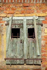 Fototapete - finestra diroccata
