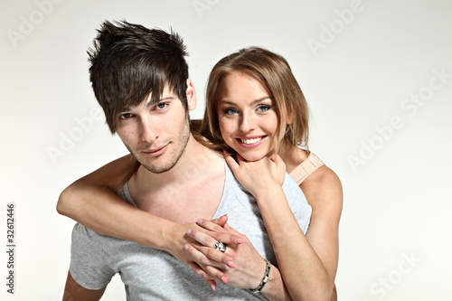 32 anno vecchio donna dating 24 anno vecchio uomo ang risalente Daan centri di coordinamento Taguig