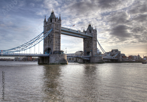Plakat na papierze fotorealistycznym Most tower bridge w londynie