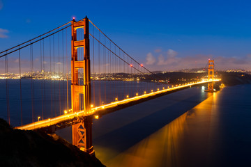 Fototapete - Golden Gate at night