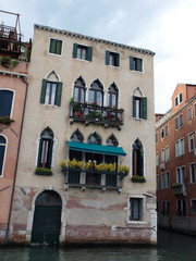 Wall Mural - Venice - Exquisite antique building at Canal Grande