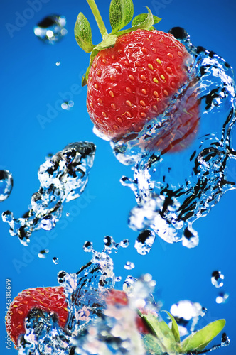 Obraz na płótnie canvas dwuczęściowy "dyptyk" Strawberry_01