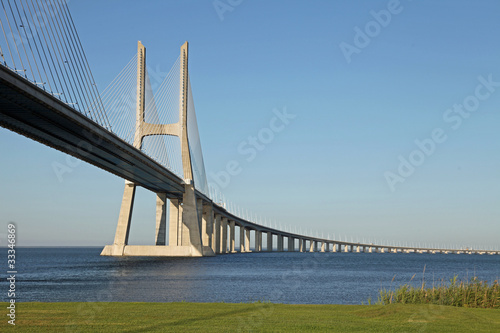 Fototapeta na wymiar Ponte Vasco da Gama