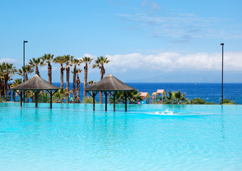 Wall Mural - Swimming pool with jacuzzi and beach of luxury hotel, Tenerife i