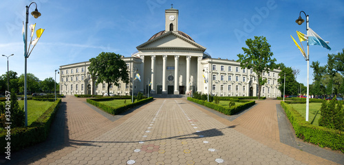 Board z aluminiowym obramowaniem Biała bazylika w bydgoszczu, polska