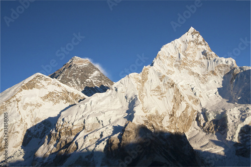 Naklejka samoprzylepna Everest o zachodzie słońca. 