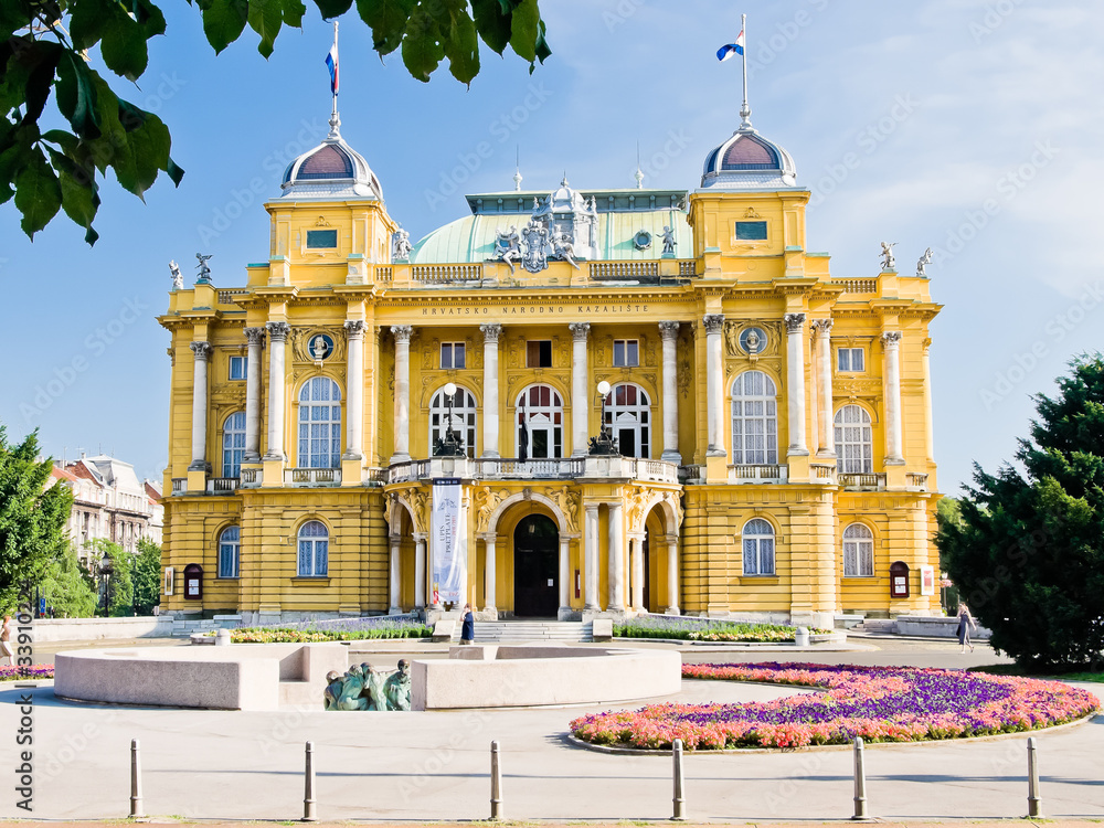 Obraz na płótnie National theater in Zagreb, Croatia w salonie