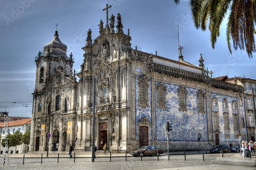 Naklejka samoprzylepna Carmelitas i kościół carmo, porto, portugalia.