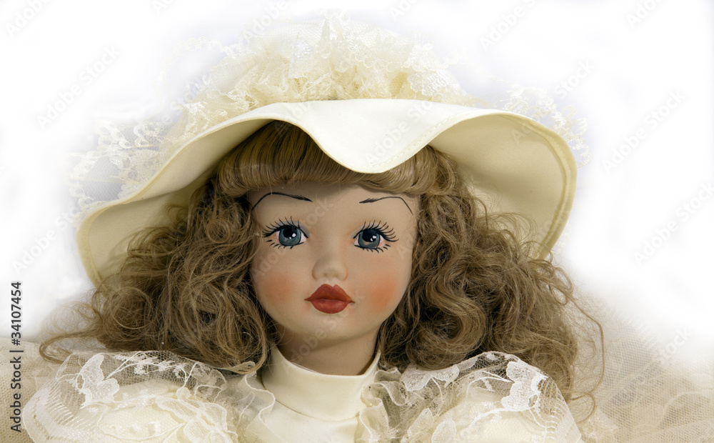 Bambola di porcellana shop