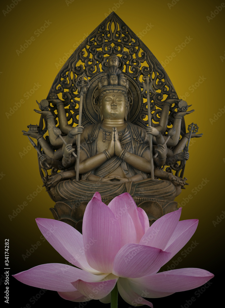 仏像と蓮の花 の Stock フォト | Adobe Stock