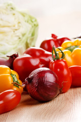 Canvas Print - fresh vegetables on the table