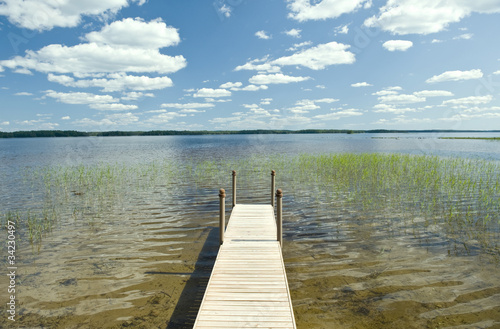 Board z aluminiowym obramowaniem Finlandia jezioro molo