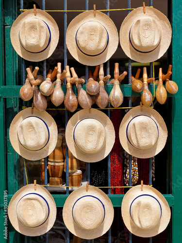 Obraz w ramie Souvenirs sale in Old Havana