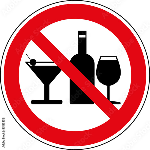 Fototapeta na wymiar Verbotsschild Alkohol verboten Alkoholverbot Zeichen