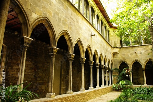 Board z aluminiowym obramowaniem Klasztor Templariuszy Kościół Santa Anna w Barcelonie