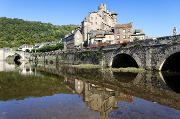 Wall Mural - Estaing village in Southern France, landscape view