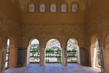 Fototapete - Alhambra de Granada. Balcony in The Partal over the Albaicin